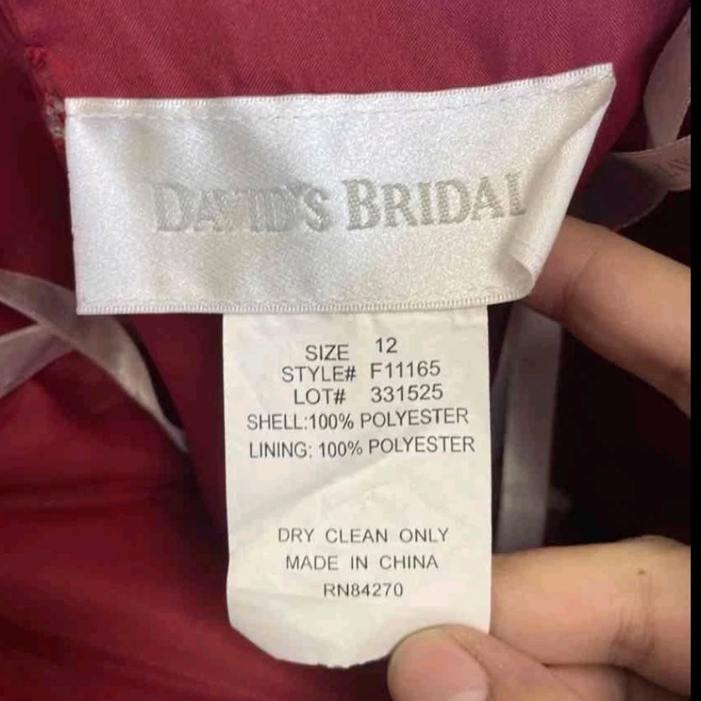 DAVIDS BRIDAL APPLE RED STRAPLESS FORMAL EMBROIDERED BEADED SIDE TIER DRESS SZ12 - Picture 6 of 7